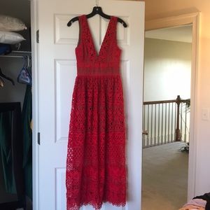 ELEGEANT RED LACE LOW VNECK MAxi DRESS